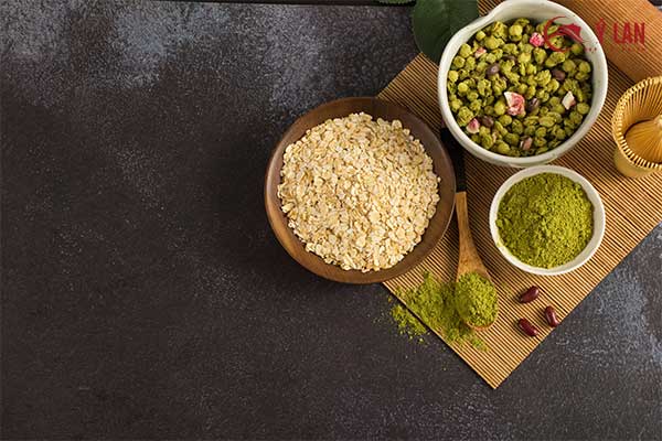 han-che-nep-nhan-tren-mat-mat-na-matcha