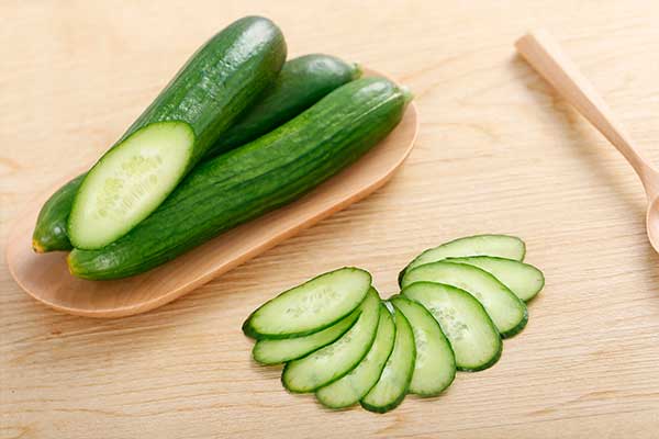 cach-lam-trang-da-chan-bang-dua-chuot